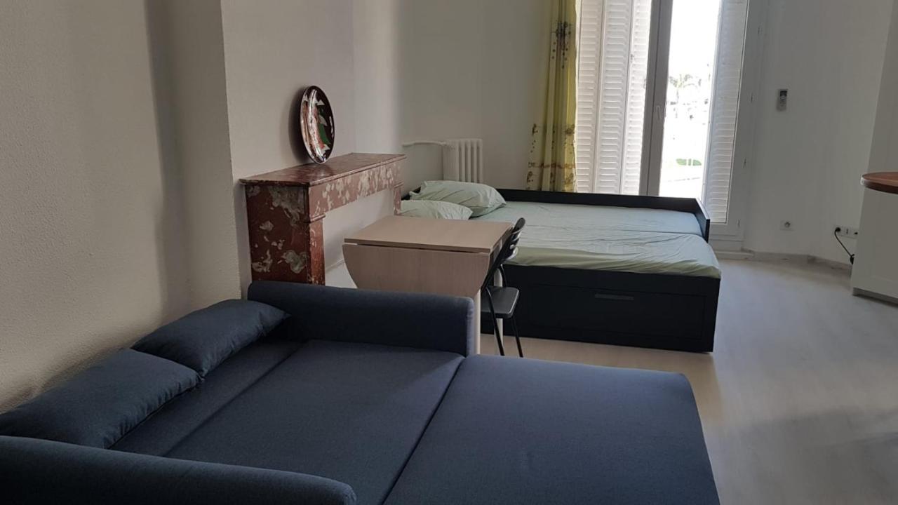 Studio With Sea View For 2 People Toulon Extérieur photo